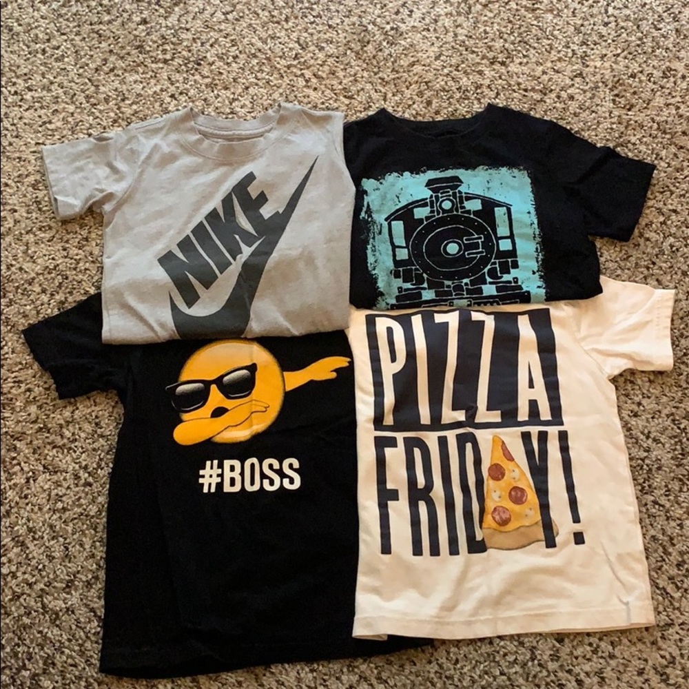 4 boys short sleeve T- shirts